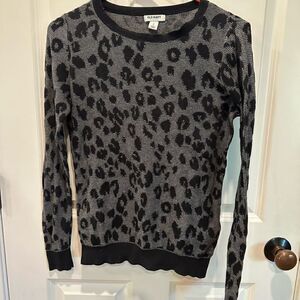 Old Navy small leopard black sweater shirt